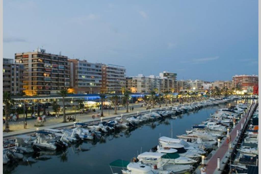 Puertomar VI Apartment سانتا بولا المظهر الخارجي الصورة